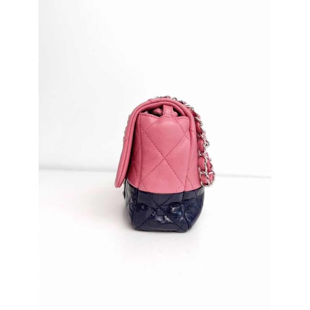 Chanel Women Pre-Loved Bag Very Good Condition - Picture 2 of 9